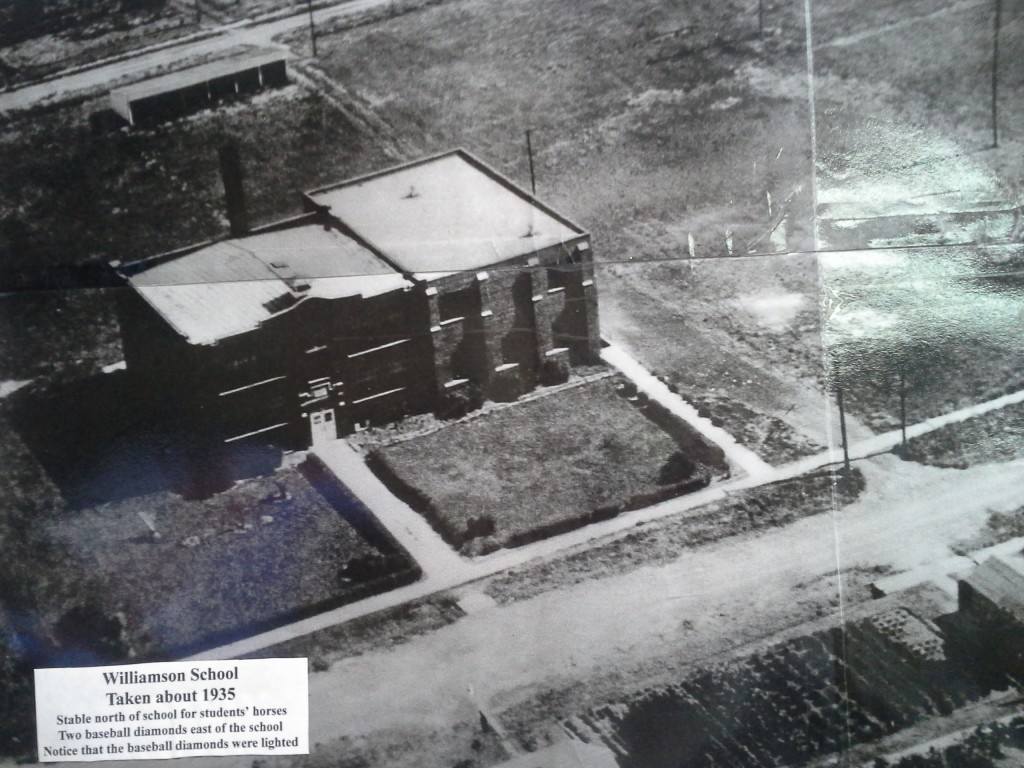 schoolwithbarn